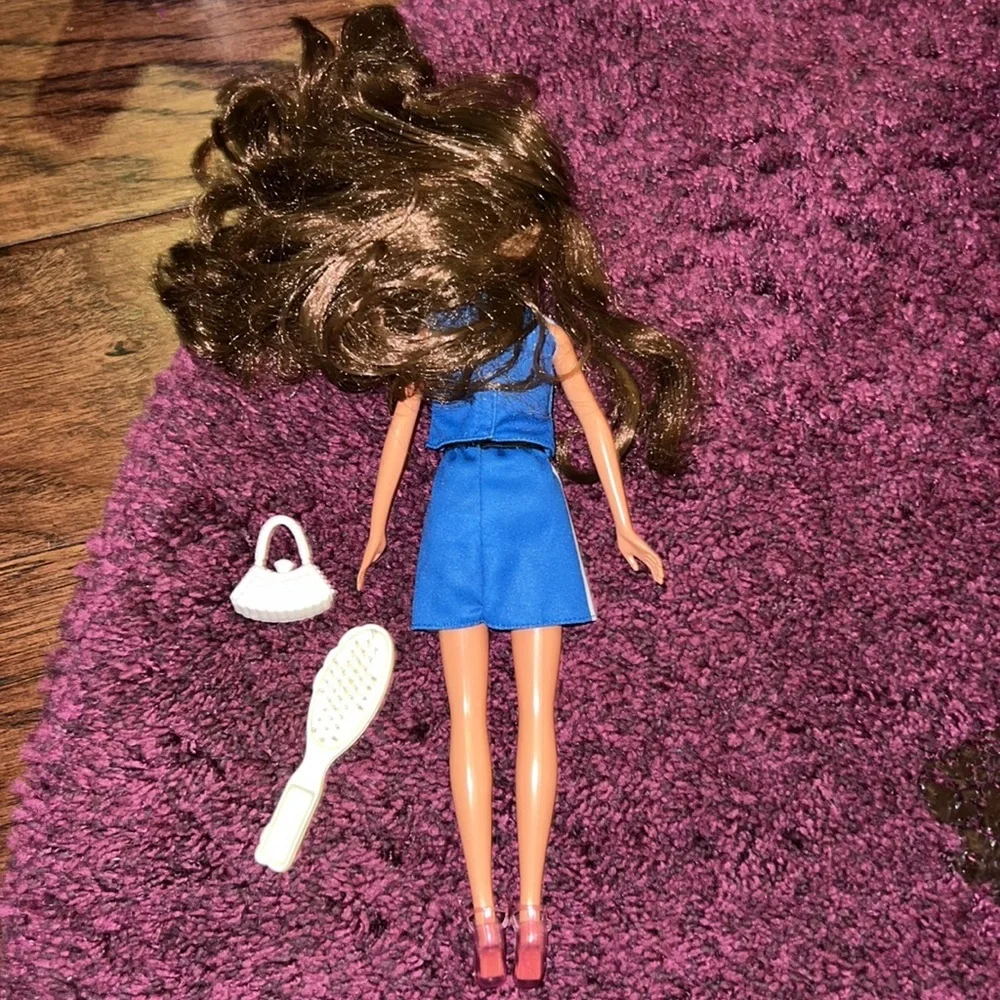 Barbie Puma Outfit Blue Top & Skirt Set Sporty Fashion Doll w/ purse & brush​ - Picture 7 of 9